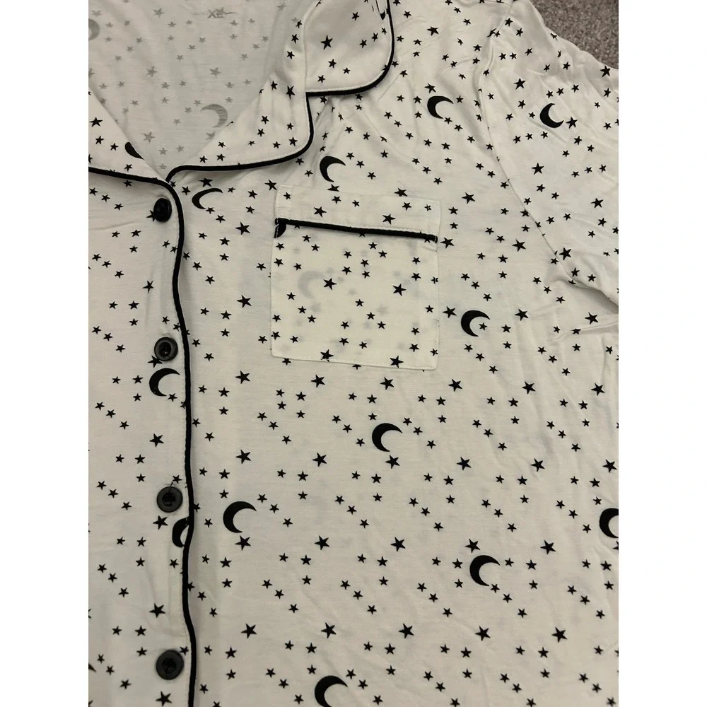 Cozy Soft Pajama Top Womens XL White Celestial Moon Star Print Excellent L/S
